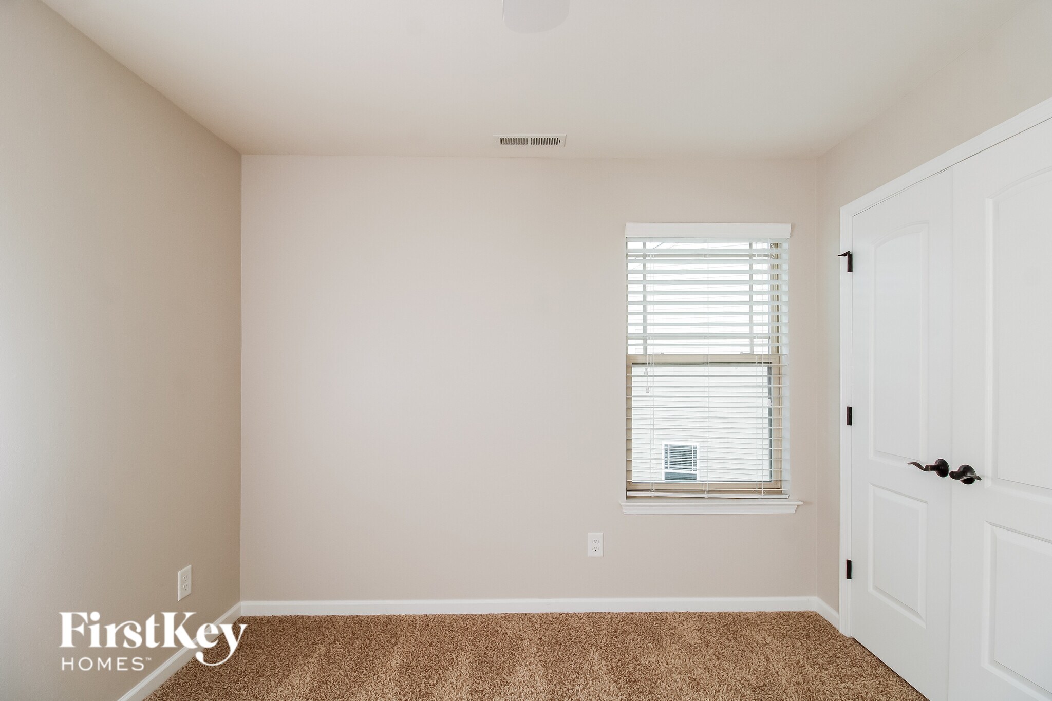 Building Photo - 127 Wintergreen Ct