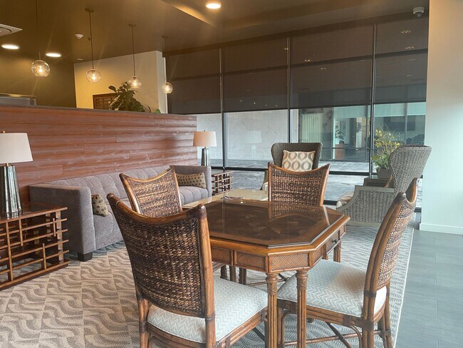 Building Photo - Roomy, 612 Square Foot, 1-Bedroom Home wit...