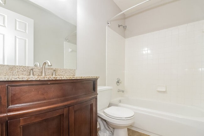 Building Photo - 1502 Appling Wood Cove S