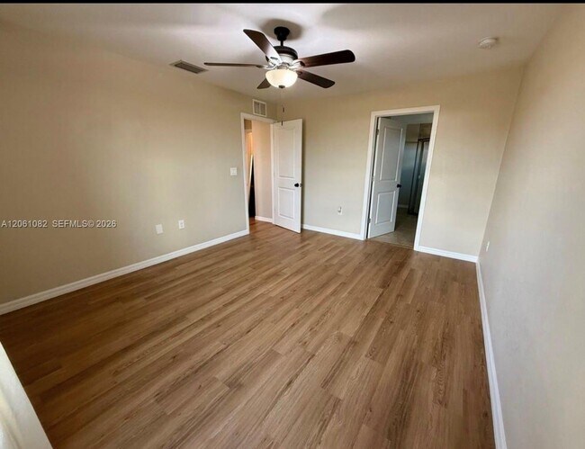 Building Photo - 7033 Waldo Cir
