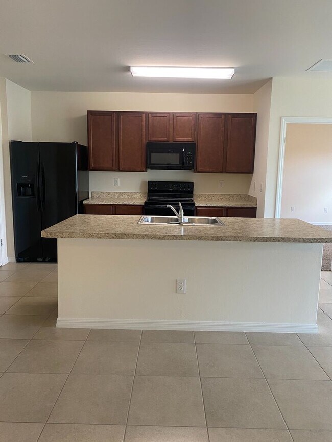 Building Photo - Welcome Home!
