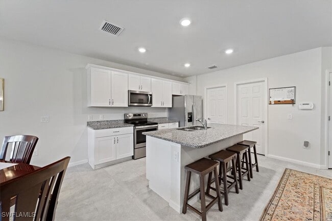 Building Photo - 4596 Lamaida Ln