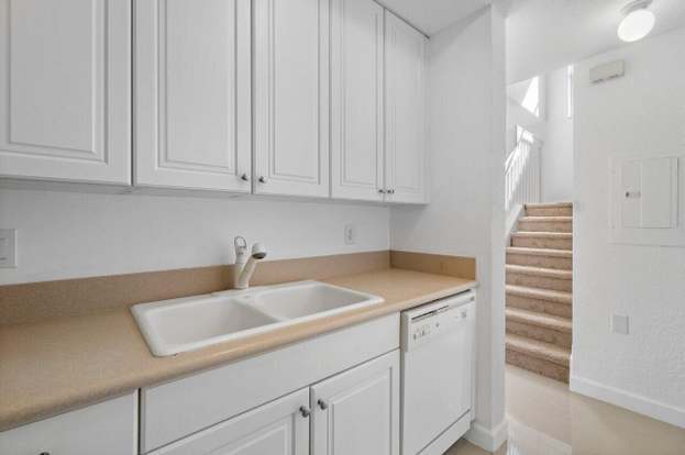Building Photo - 6549 Diamond Springs Terrace