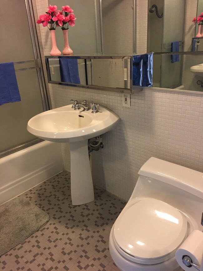 Bathroom - 969 Hilgard Ave