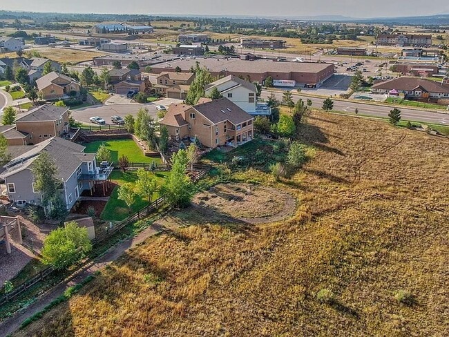 Building Photo - 15692 Paiute Cir