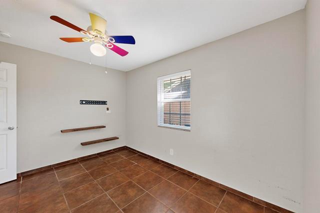 Building Photo - 4429 Oleander Trail