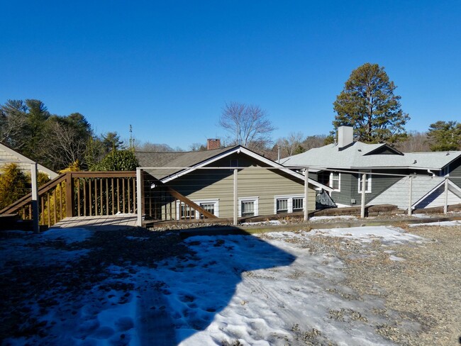 Building Photo - 1920s Craftsman Bungalow in Norwood Park -...