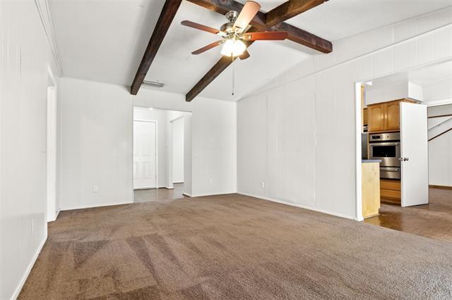 Building Photo - 215 Jasanda Way