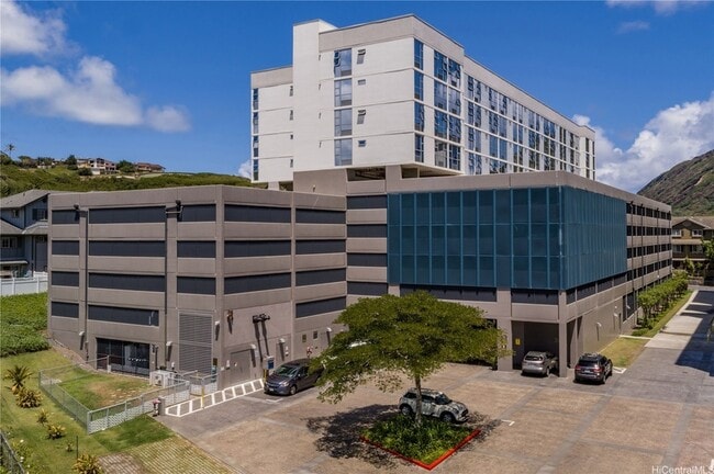 Building Photo - 7000 Hawaii Kai Dr