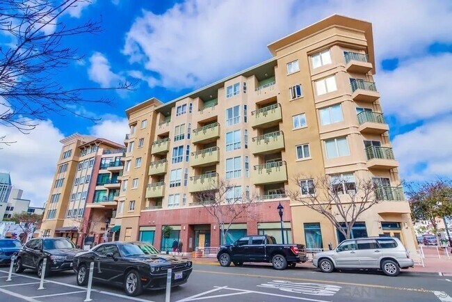 Building Photo - 330 J St