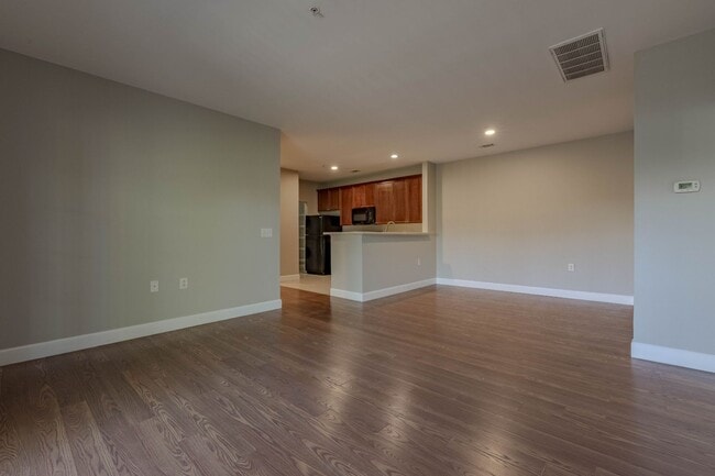 Building Photo - 7231 Althorp Way