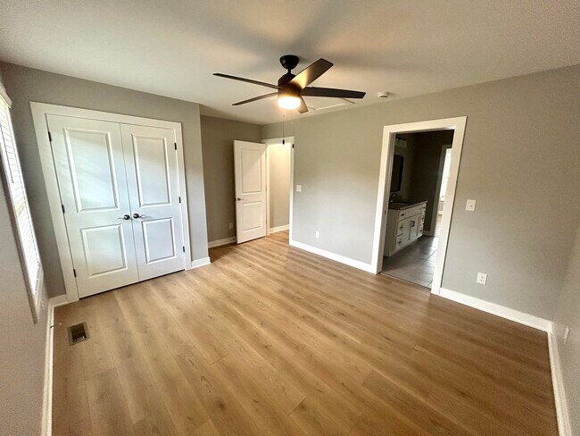 Building Photo - 1611 KY-1247