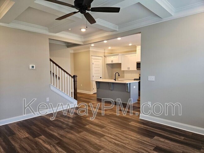 Building Photo - 3112 Venetian Dr
