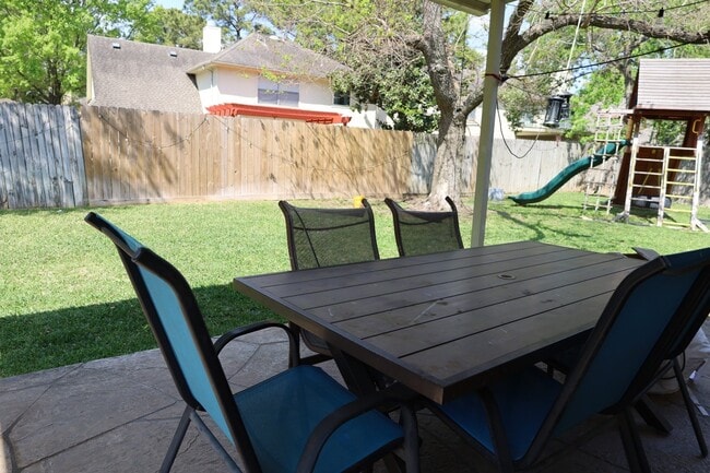 Building Photo - 3223 Autumn Bridge Ln