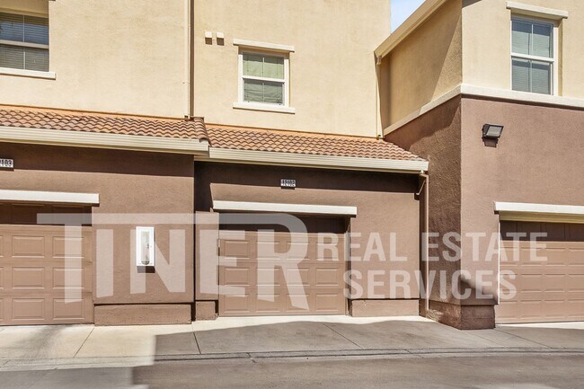 Building Photo - 50 Regency Park Cir