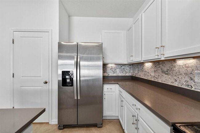 Building Photo - 3504 White Dandelion Ct