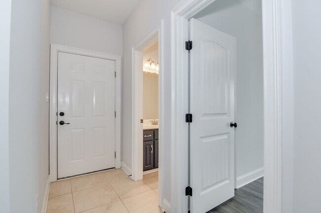 Building Photo - 4 Bedroom Ranch Near Fort Gordon