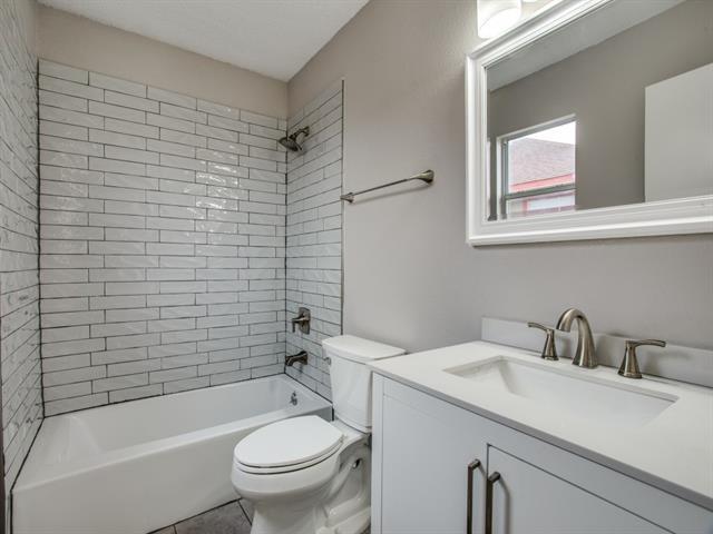 Building Photo - 8436 Tallahassee Ln