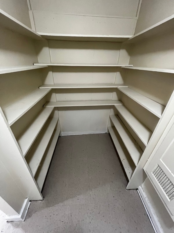 Building Photo - 5202 Castlewood Rd