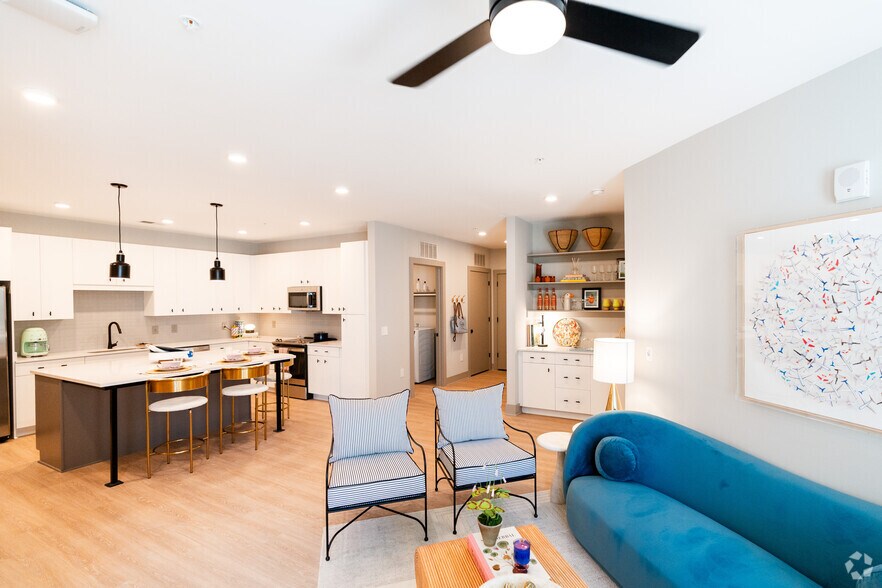 Platform 600 W Cabarrus St Raleigh NC 27603 Apartment Finder