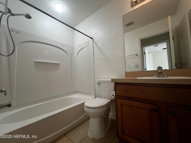 Building Photo - 1831 Biscayne Bay Cir