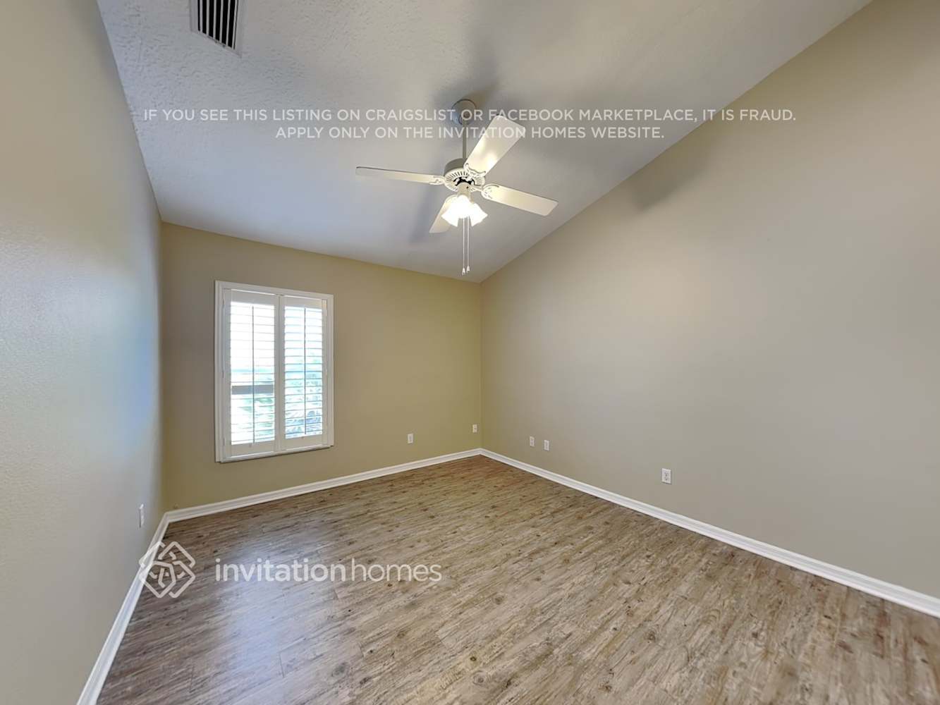 Building Photo - 228 Churchill Dr