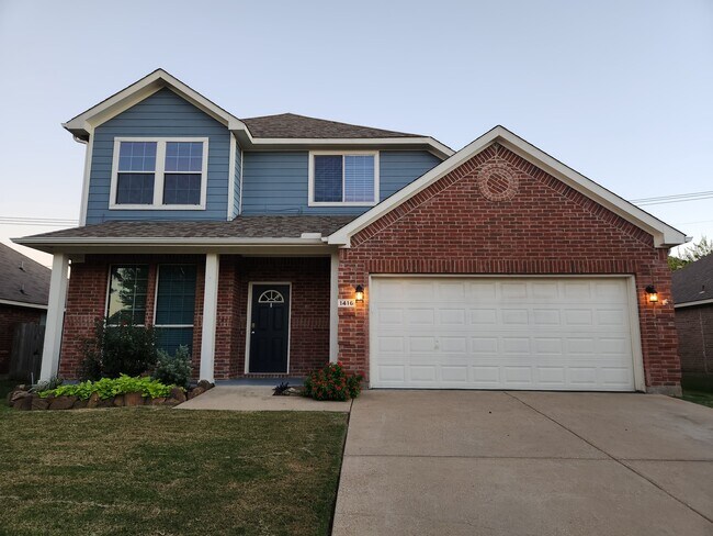 Primary Photo - 1416 Cowtown Dr