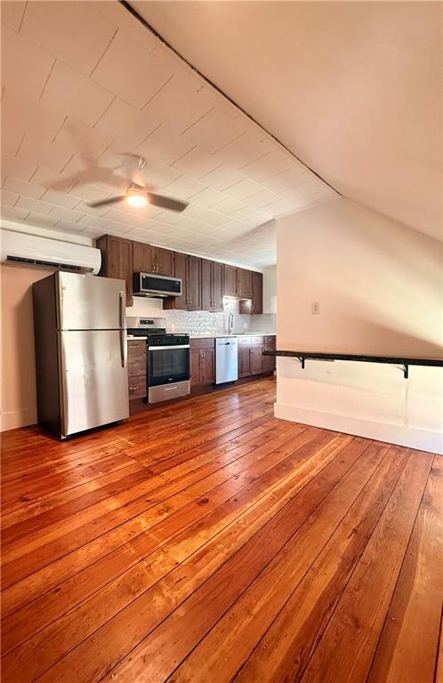 Building Photo - 87 Rockland Ave