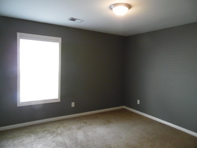 Building Photo - 3048 Our Tibbs Trail