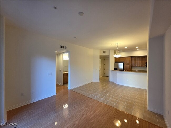 Building Photo - 62 E Serene Ave