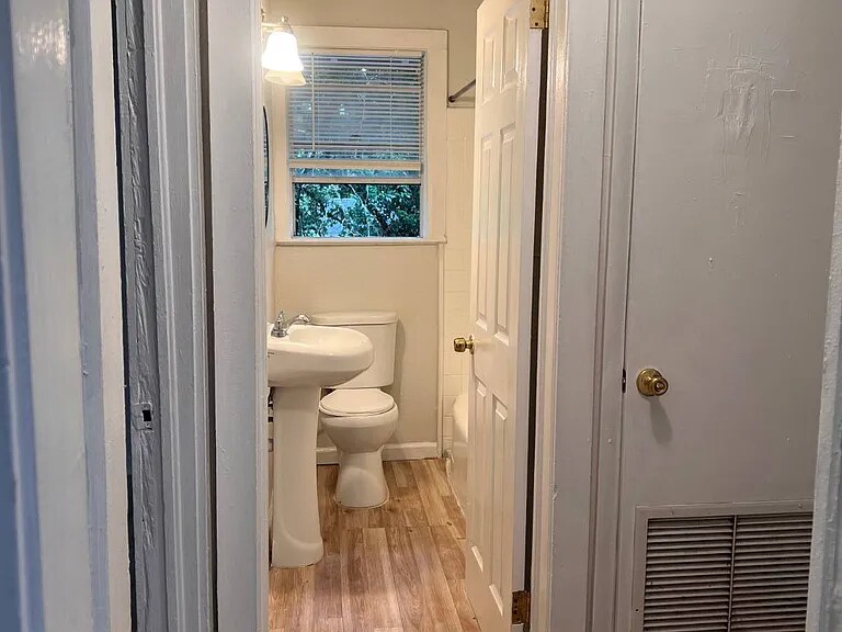 Building Photo - 1035 Maynard St