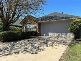 Building Photo - 2909 Shiloh Ln