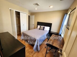 Building Photo - 1 Cornerstone Ln