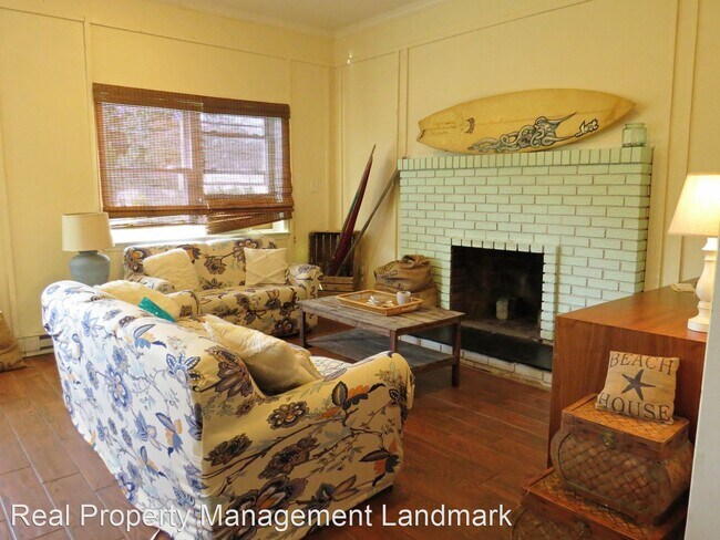 Building Photo - 2 br, 1 bath House - 101 Trafalgar Drive