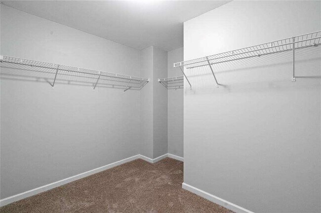 Building Photo - 113 Oakview Passage