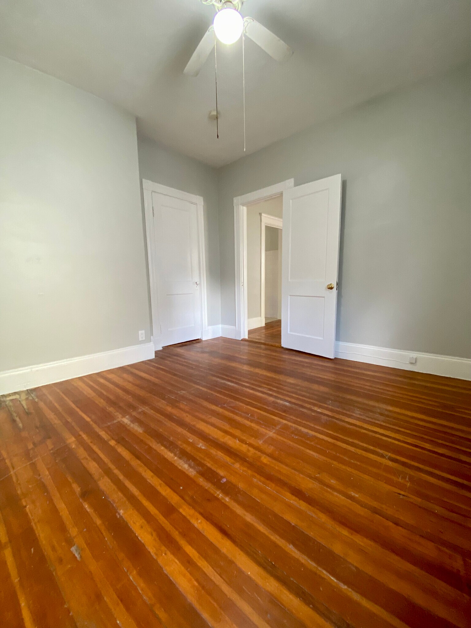 Building Photo - 14 Belknap St