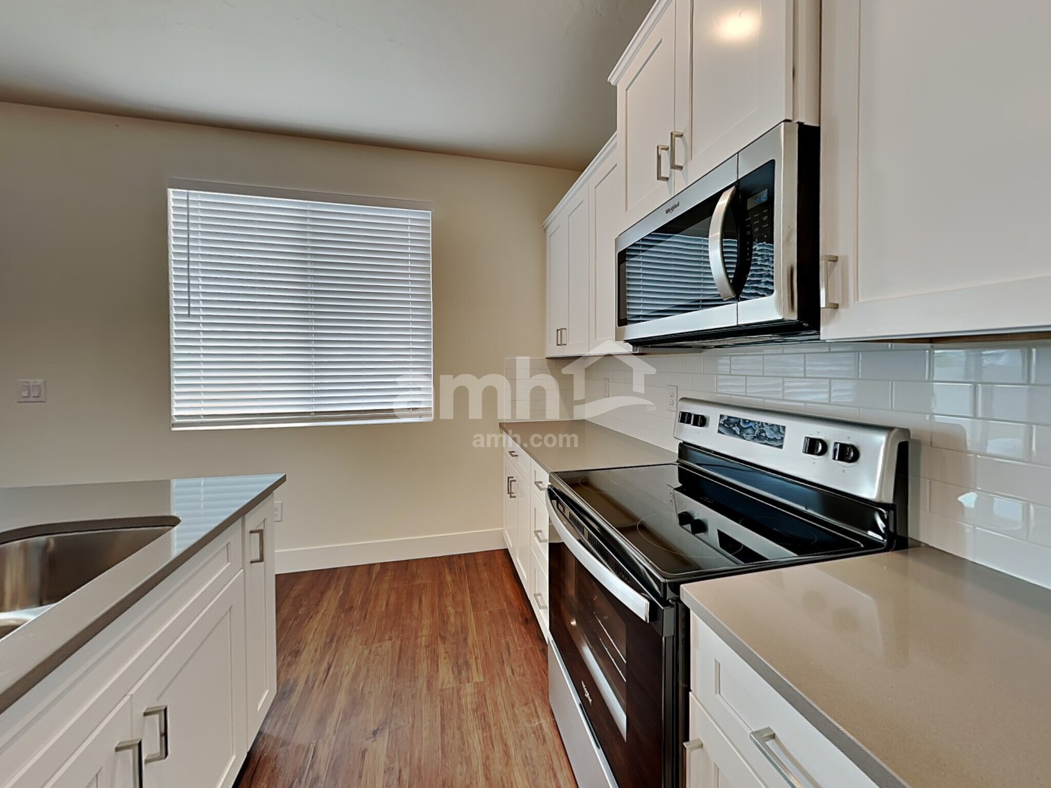 Building Photo - 4089 N Keklik Ave