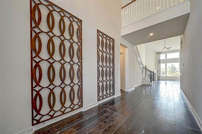 Building Photo - 28214 Evergreen Cove Ln