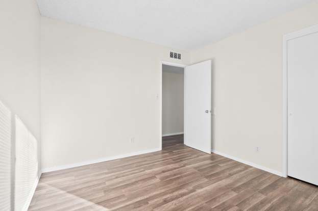 Building Photo - 8306 Quezon Ave