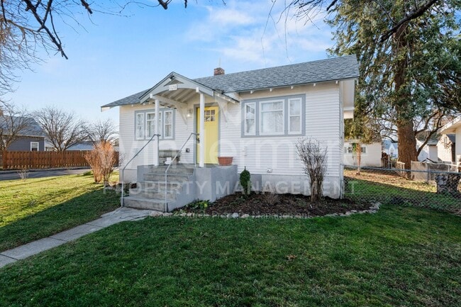Building Photo - Welcome to this charming 1-bedroom, 1-bathroom home located in the vibrant city of Spokane, WA.