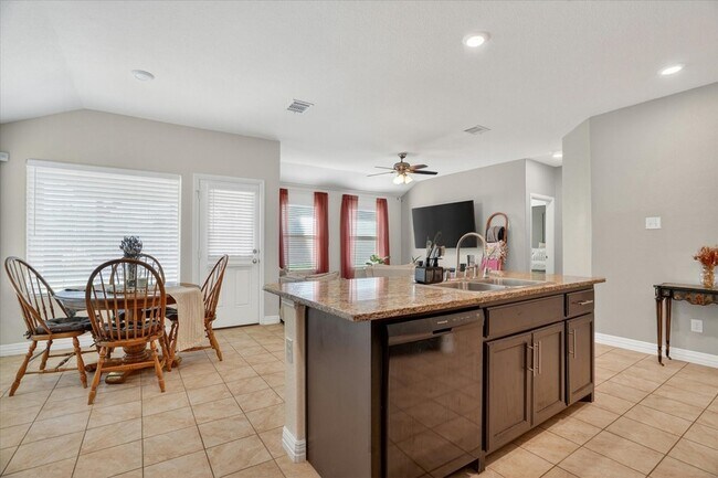 Building Photo - 8020 Crimea Ln