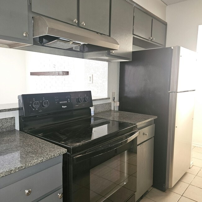 Building Photo - 6188 Vega Dr