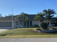 Building Photo - 10123 Bay Ave