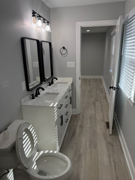 Building Photo - 924 Carpenter Fletcher Rd