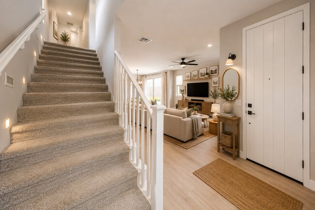 Building Photo - Move In Ready!stunning 3 bedroom, 2.5 bathroom home located in Phoenix!