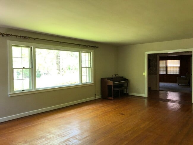 Building Photo - Auburn Southside Home Available!