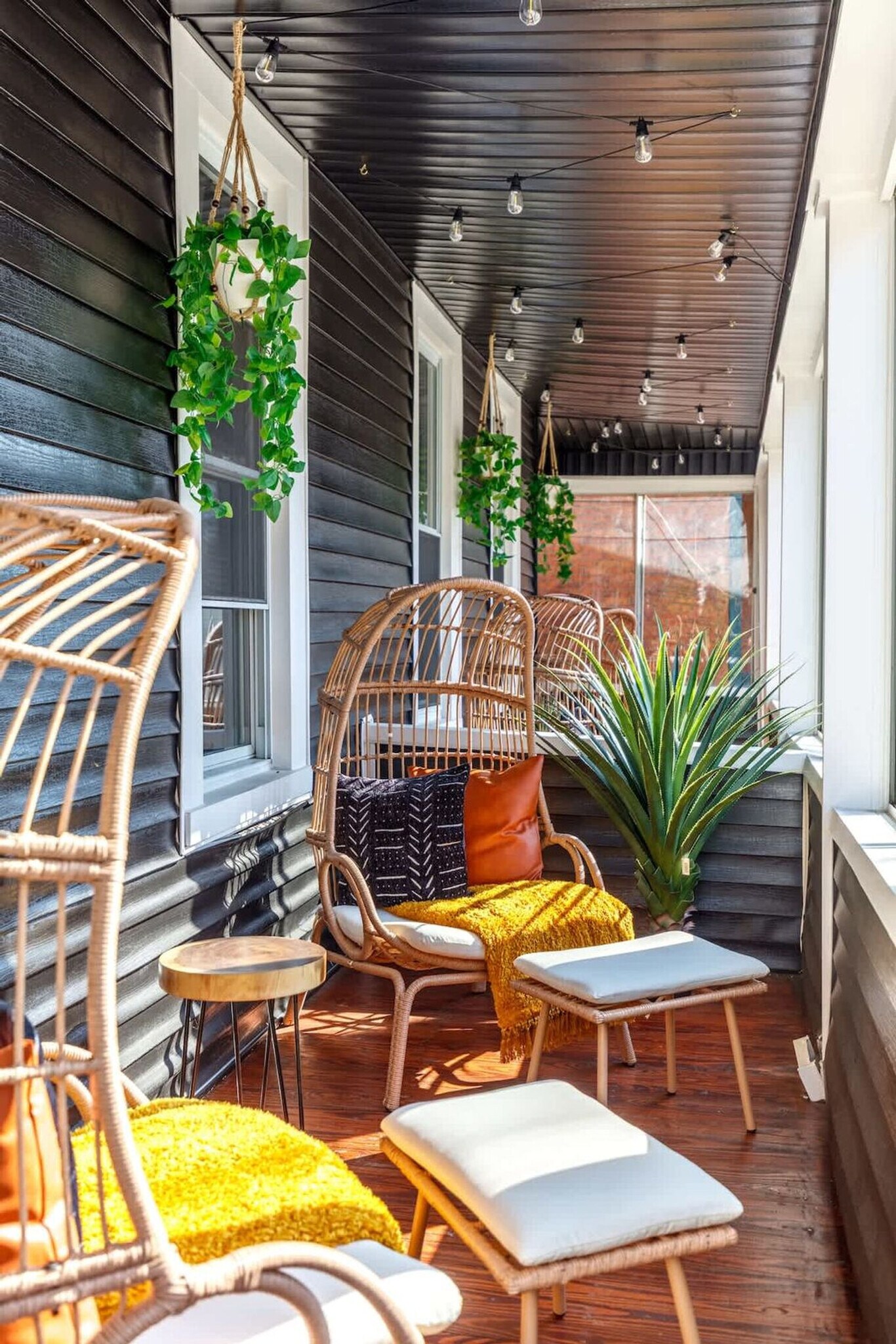 Building Photo - 70 E Prescott St