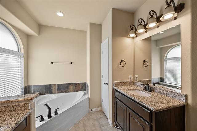 Building Photo - 12585 Princess Dr