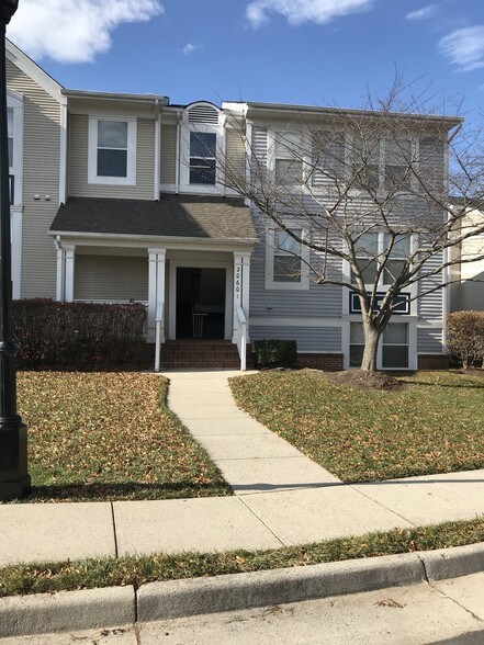 Building Photo - 20601 Cornstalk Terrace