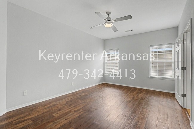 Building Photo - 4435 W Pecan St